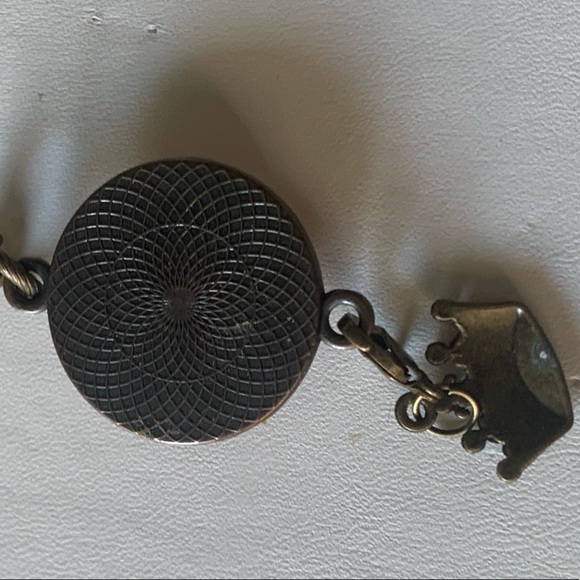 Necklace Roxy with Crown charm - Picture 8 of 12